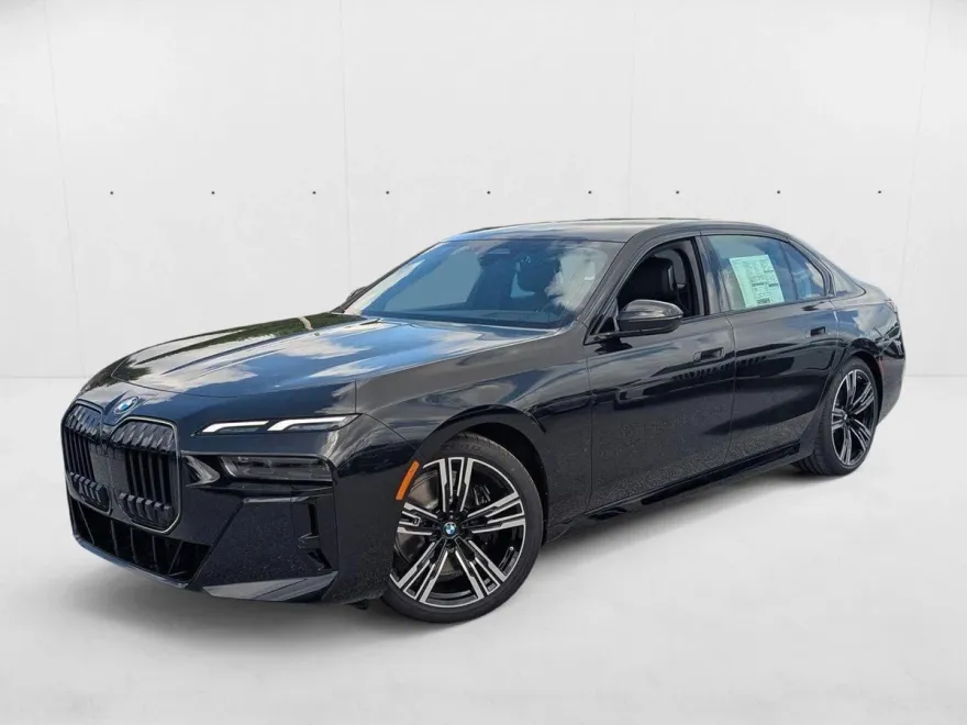 2025 Bmw 740i photo 1