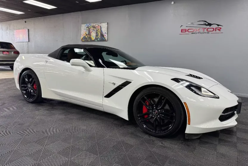 2014 Chevrolet Corvette Stingray Z51 Convertible 3LT photo 1