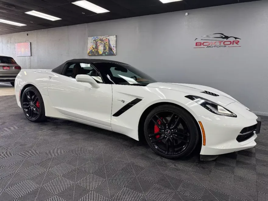 2014 Chevrolet Corvette Stingray Z51 Convertible 3LT photo 1