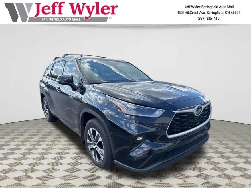 2021 Toyota Highlander Hybrid XLE photo 1