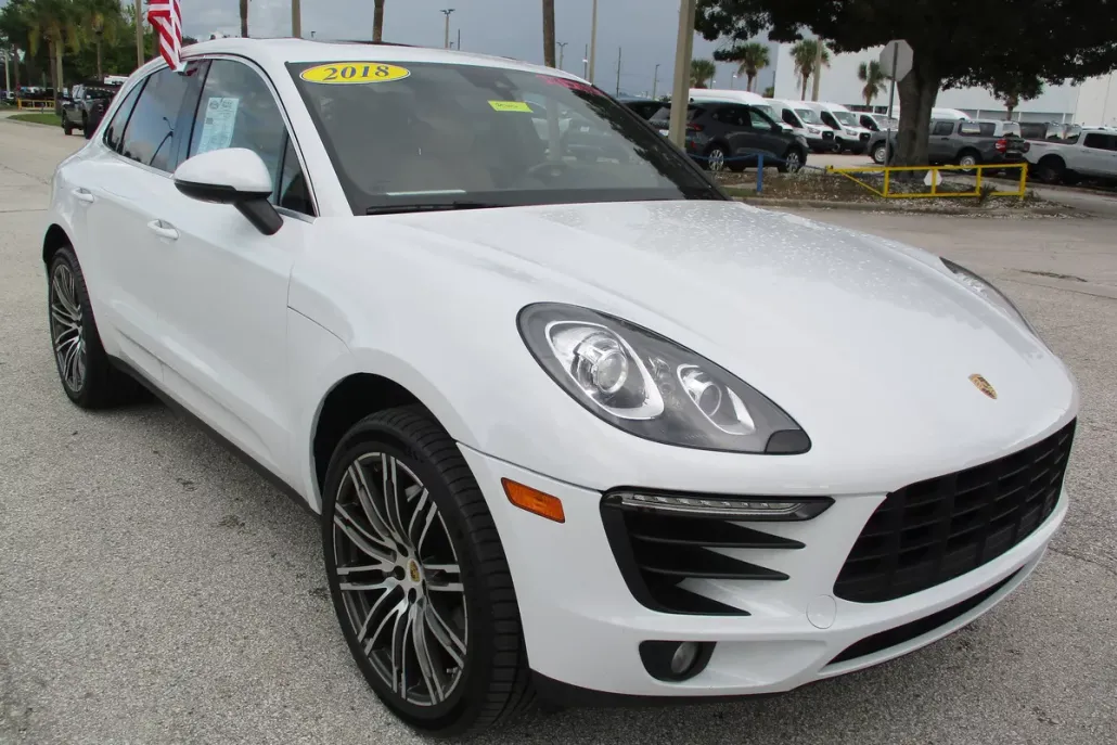 2018 Porsche Macan S photo 1