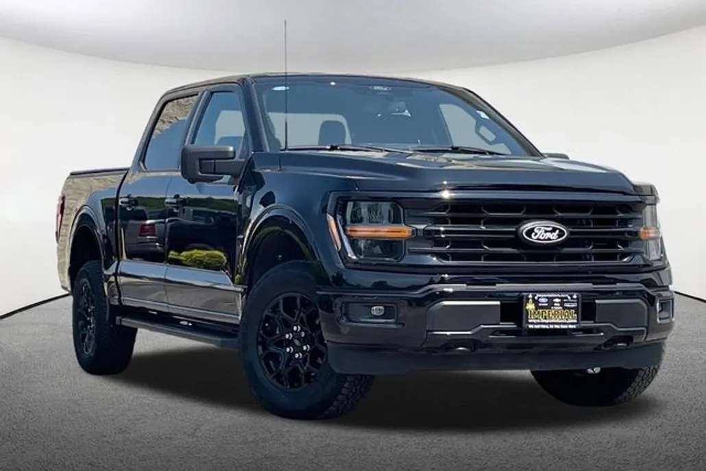 2024 Ford F-150 XLT photo 1