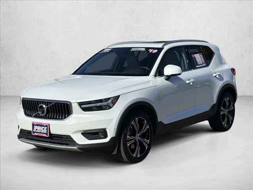 2019 Volvo XC40 T5 Inscription photo 1