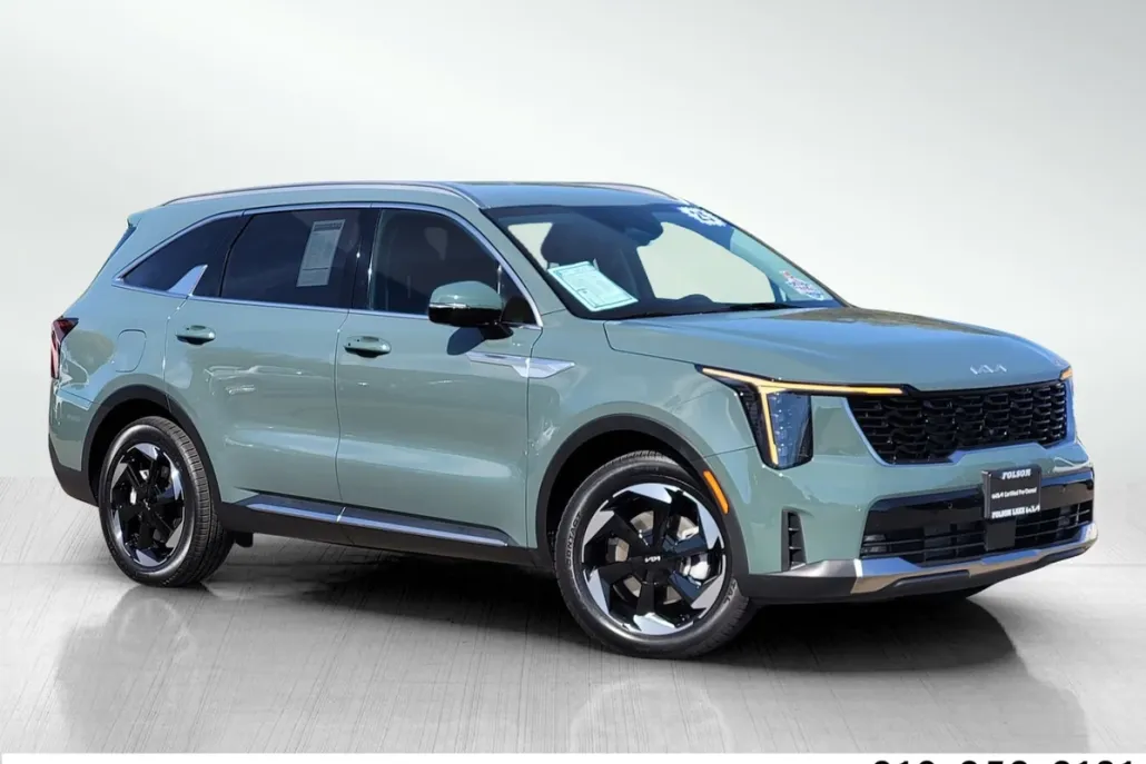 2025 Kia Sorento Plug-In Hybrid EX photo 1