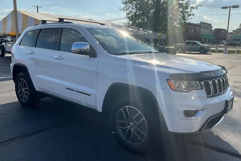 2018 Jeep Grand Cherokee Limited photo 1