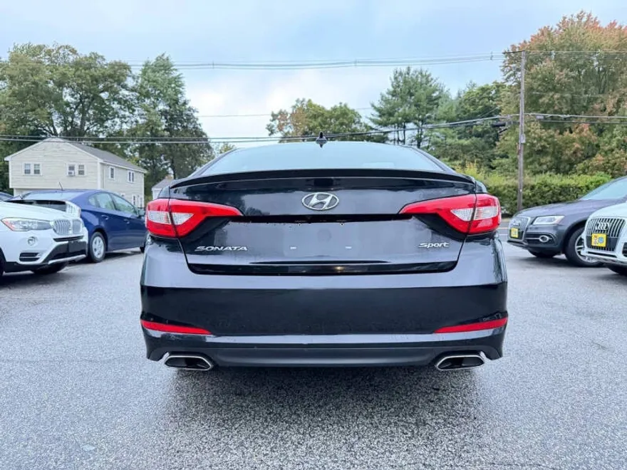 2017 Hyundai Sonata Sport photo 1