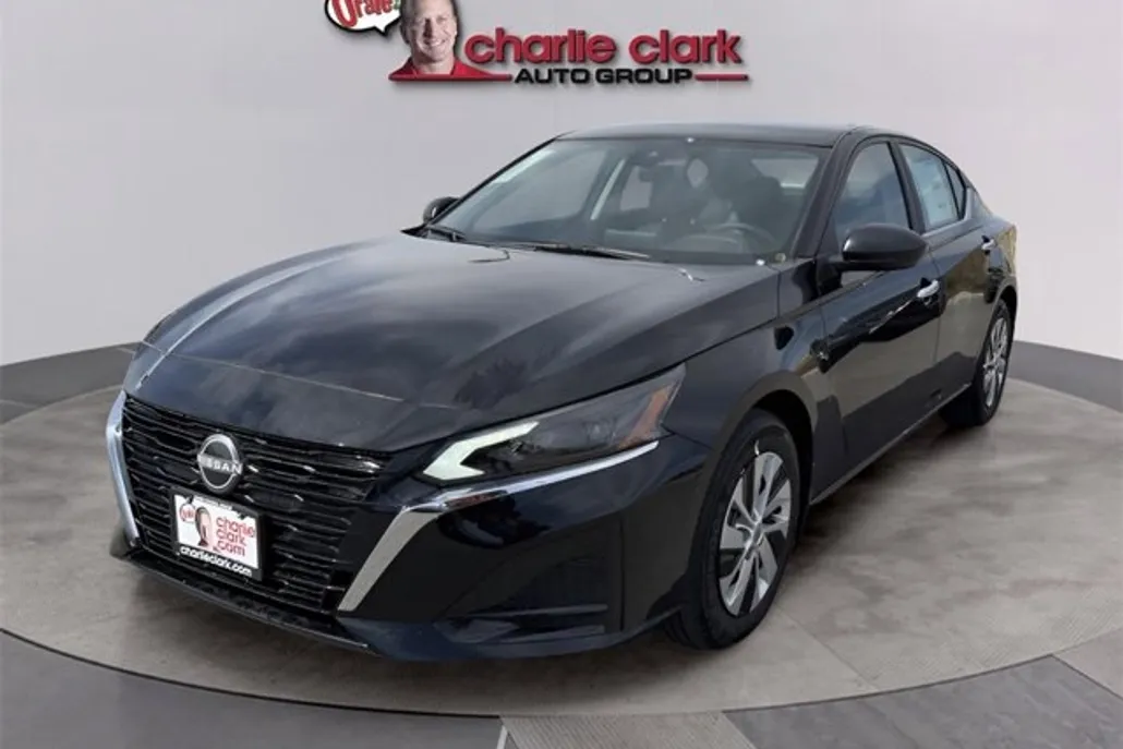 2025 Nissan Altima 2.5 S photo 1