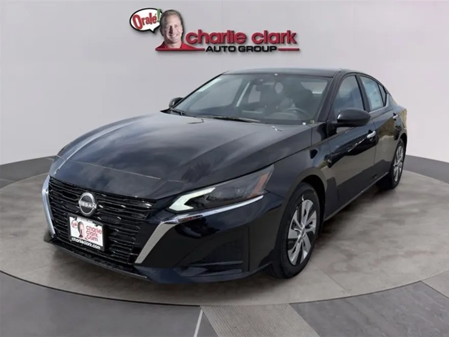 2025 Nissan Altima 2.5 S photo 1