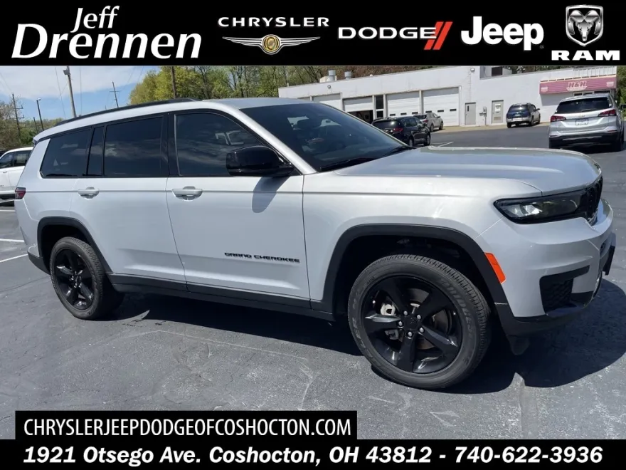 2022 Jeep Grand Cherokee L photo 1