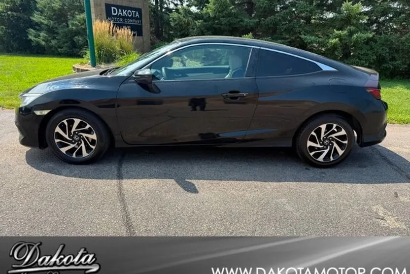 2018 Honda Civic photo 1