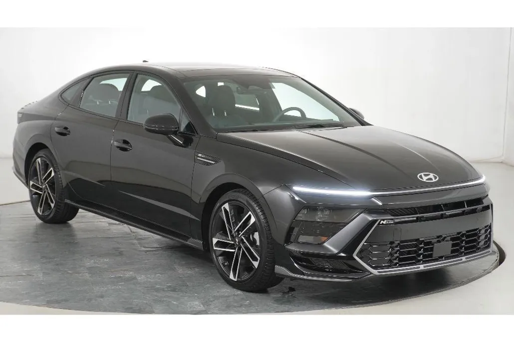 2025 Hyundai Sonata N Line photo 1