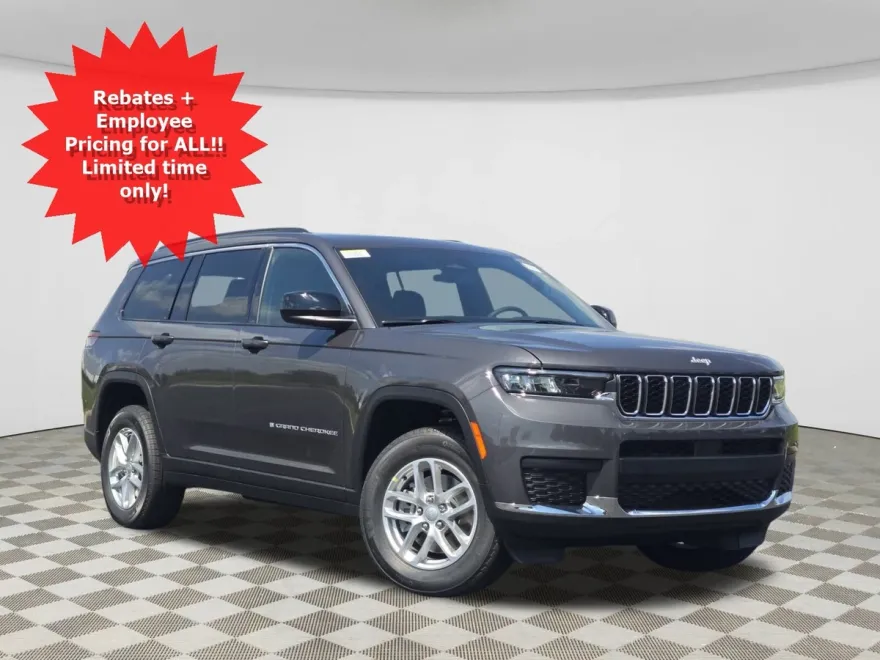 2025 Jeep Grand Cherokee Laredo photo 1