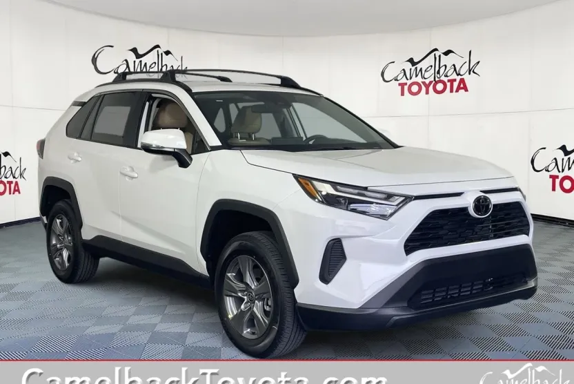 2025 Toyota RAV4 XLE photo 1