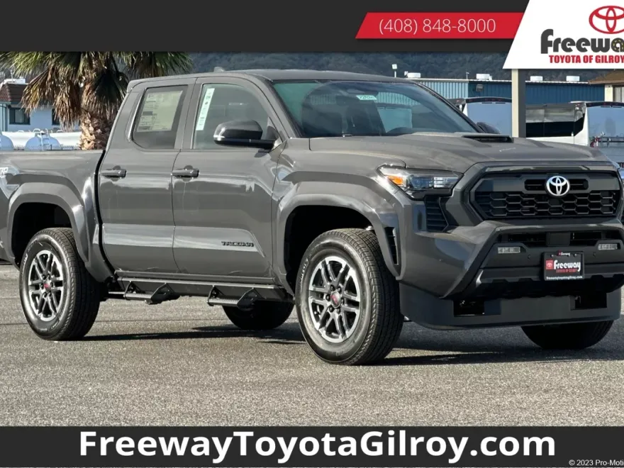 2025 Toyota Tacoma TRD Sport 4x4 Double Cab photo 1
