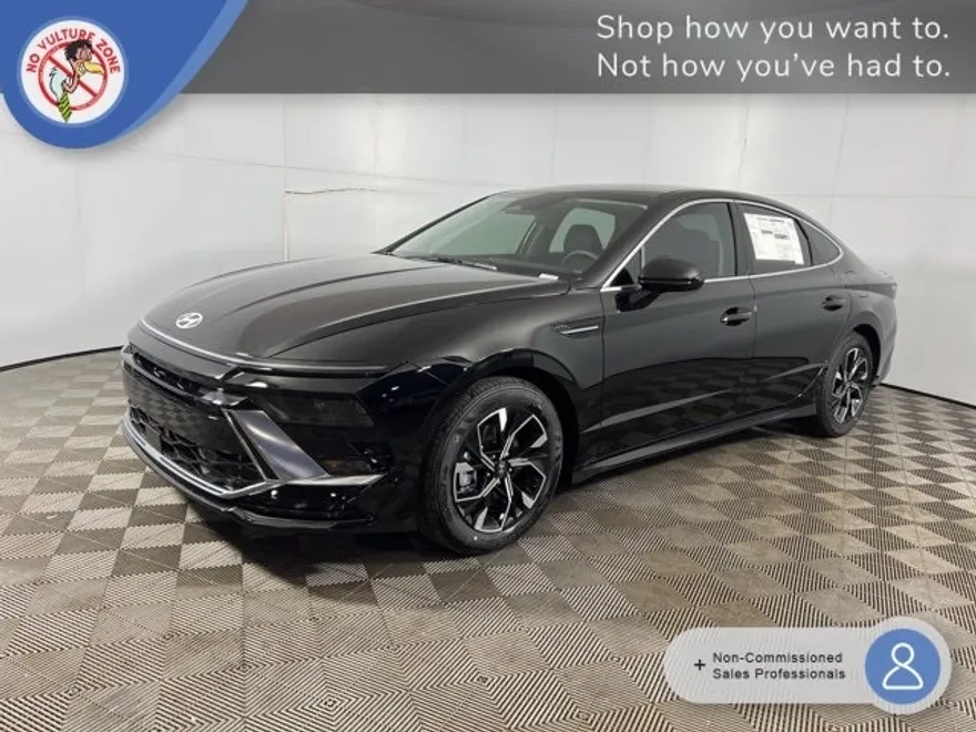 2025 Hyundai Sonata SEL photo 1