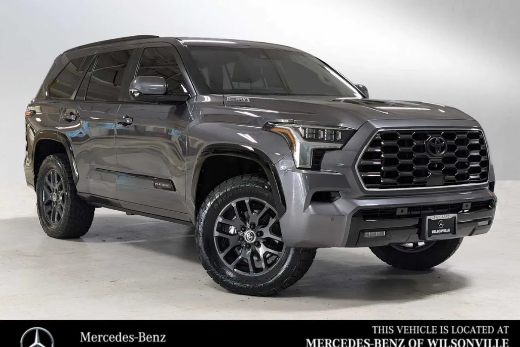 2024 Toyota Sequoia Platinum photo 1