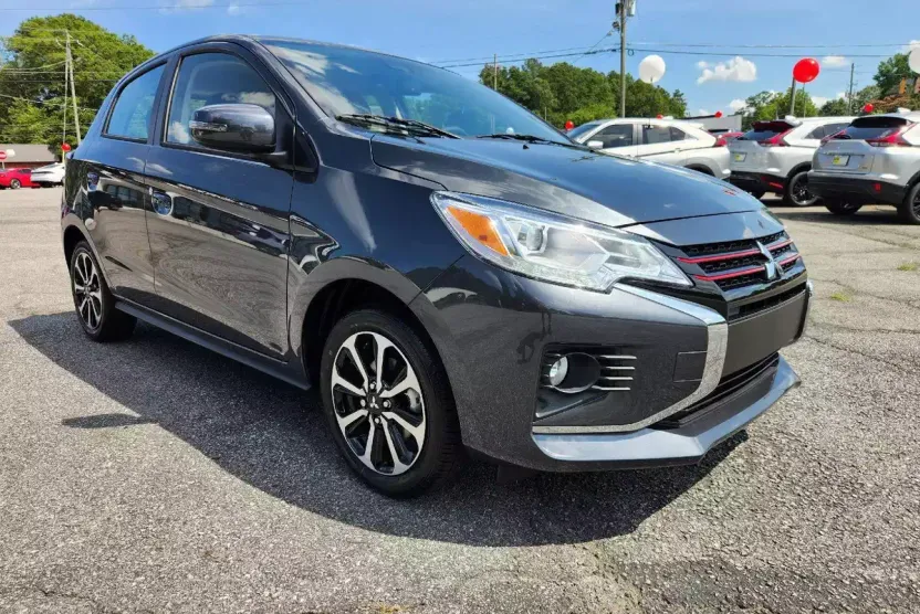 2024 Mitsubishi Mirage SE photo 1