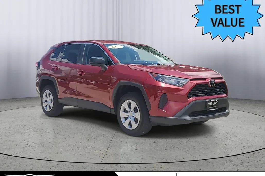 2022 Toyota RAV4 LE photo 1