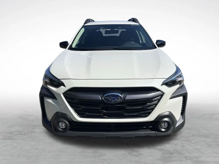 2025 Subaru Outback Premium photo 1