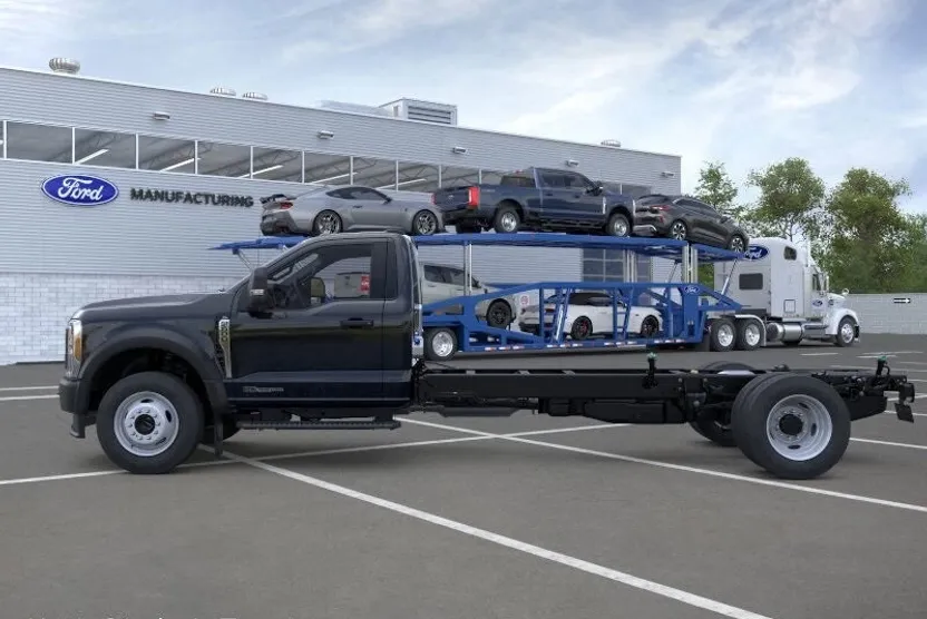 2026 Ford F-600 photo 1
