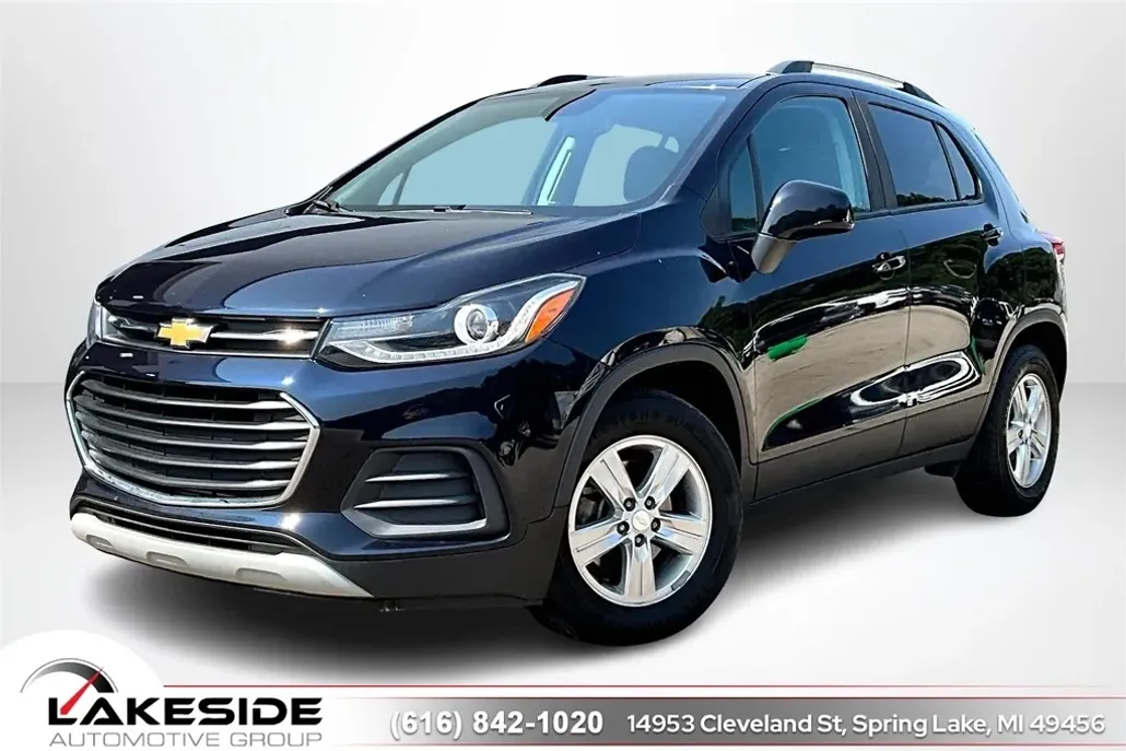 2021 Chevrolet Trax LT photo 1