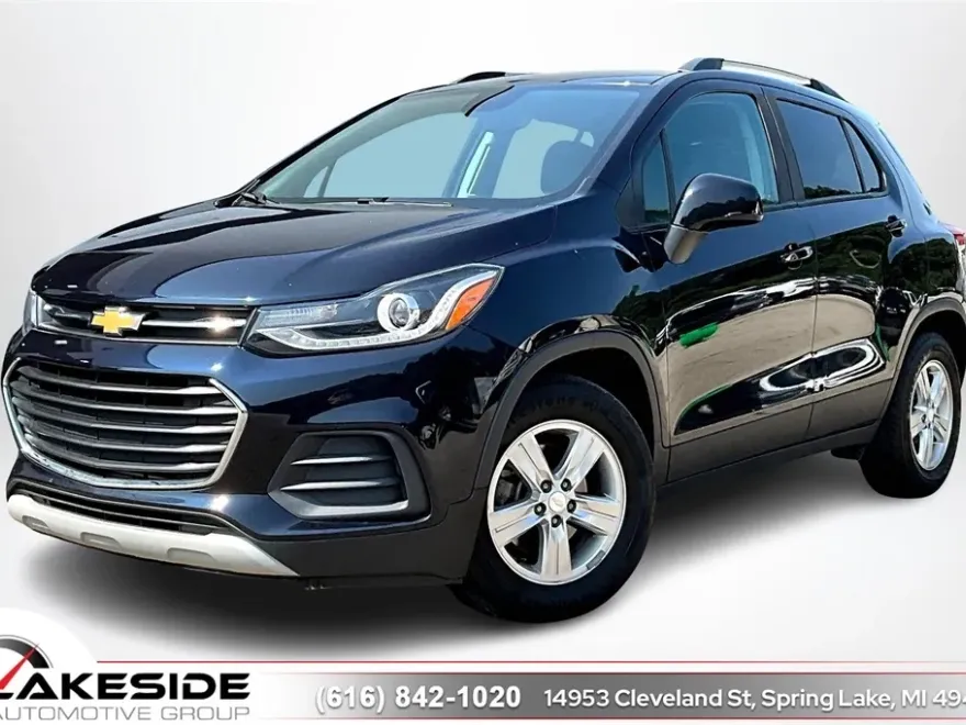 2021 Chevrolet Trax LT photo 1