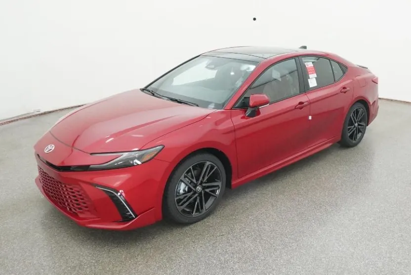 2025 Toyota Camry XSE photo 1