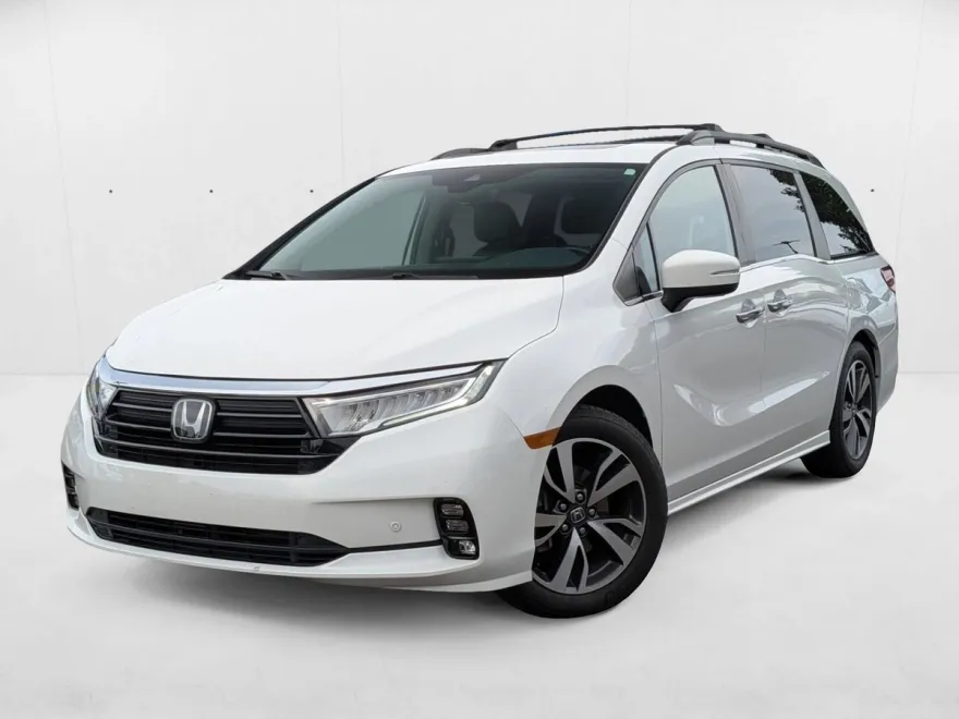 2022 Honda Odyssey Touring photo 1
