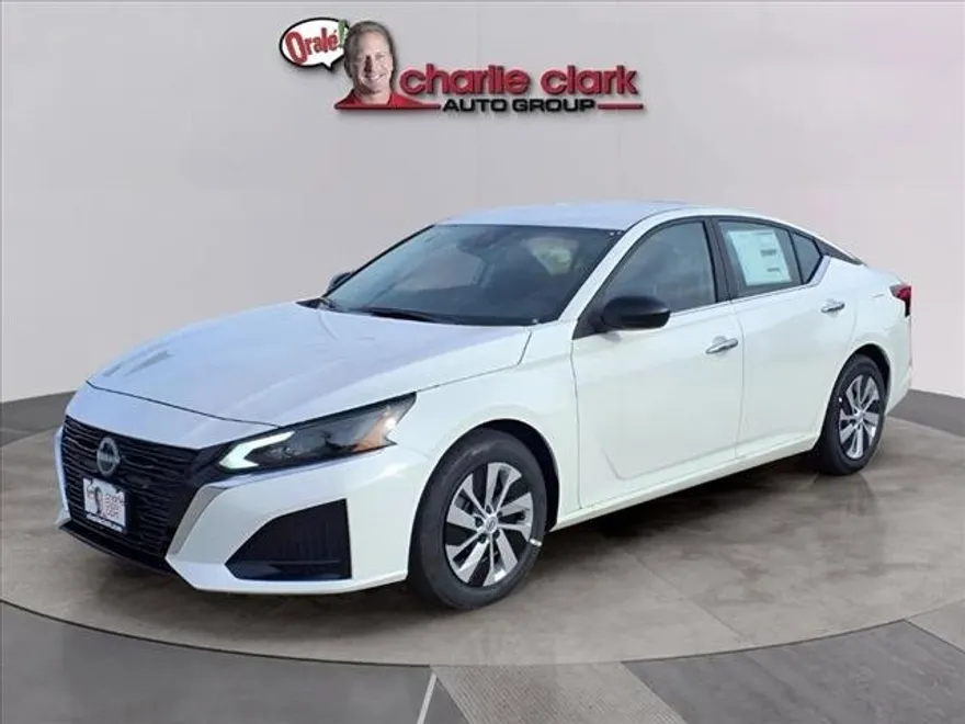 2025 Nissan Altima 2.5 S photo 1