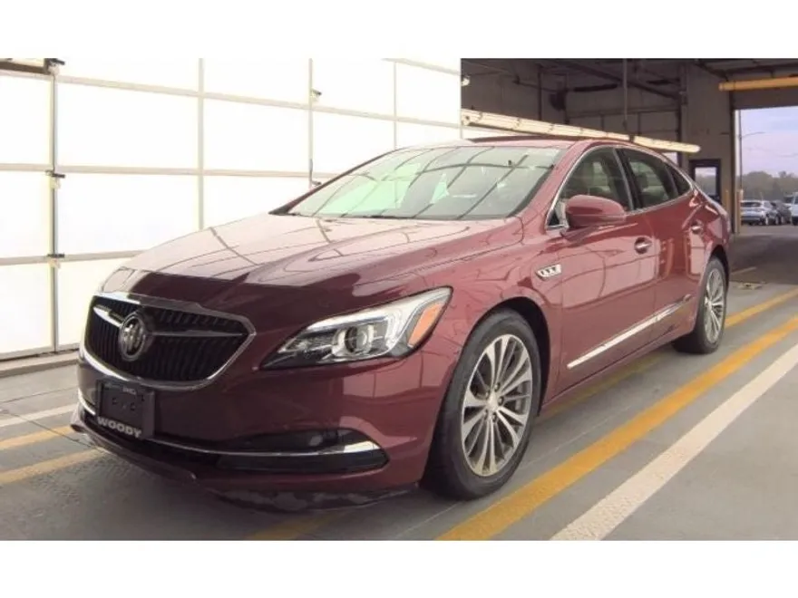 2019 Buick LaCrosse Essence photo 1
