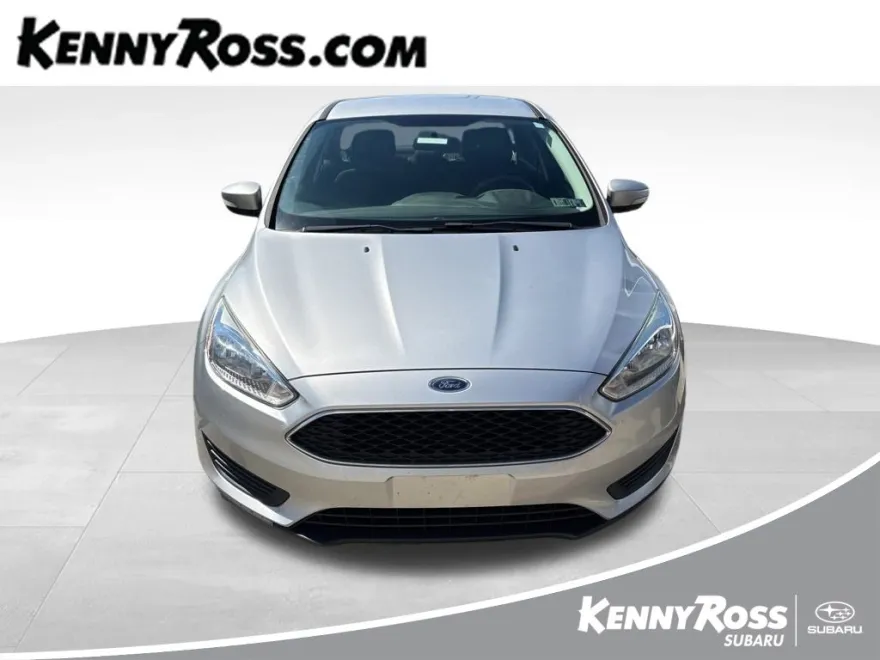 2016 Ford Focus SE photo 1