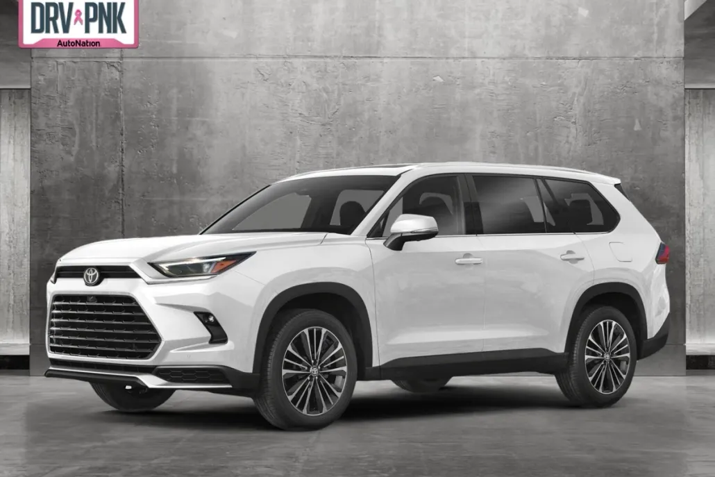 2024 Toyota Highlander Hybrid XLE photo 1