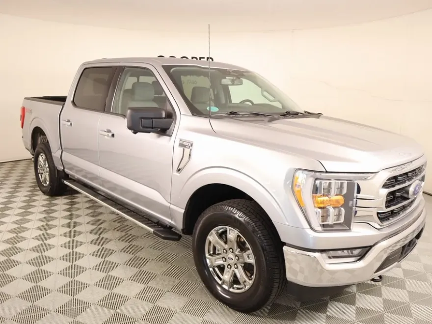 2023 Ford F-150 XLT photo 1