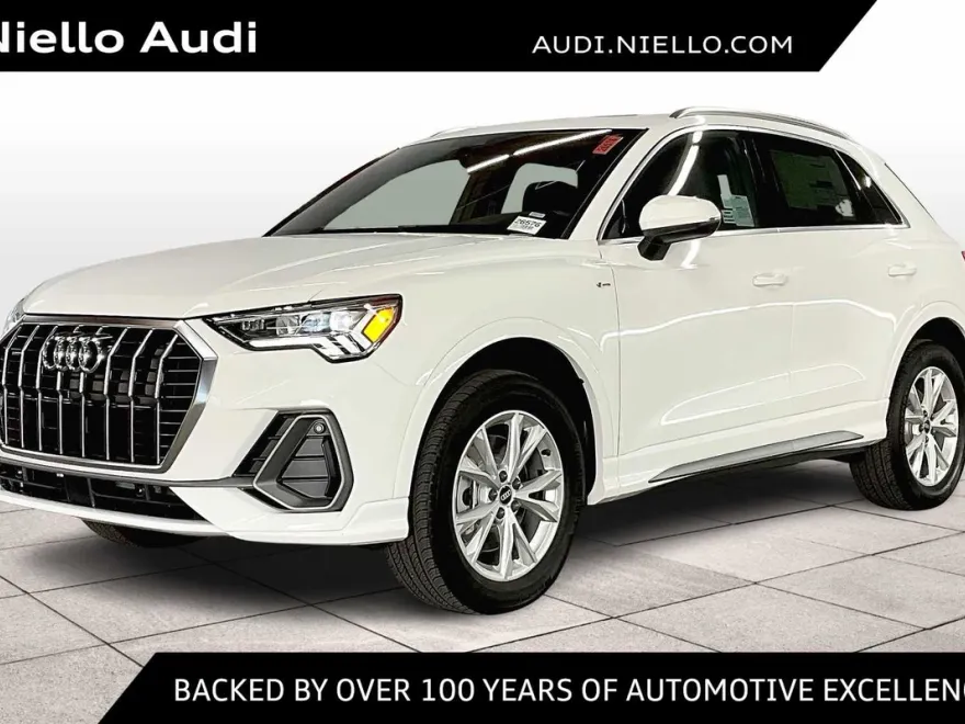 2025 Audi Q3 S line Premium 45 TFSI photo 1