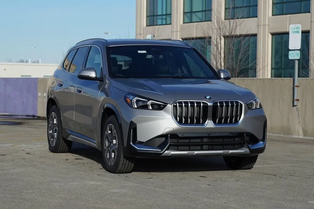2025 Bmw X1 XDrive28i photo 1
