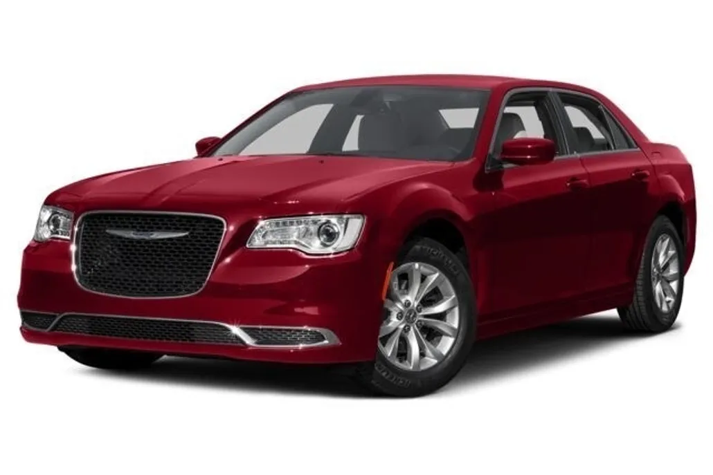2016 Chrysler 300 Limited photo 1