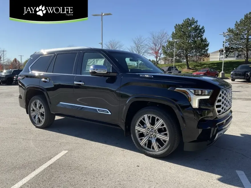 2025 Toyota Sequoia Capstone photo 1