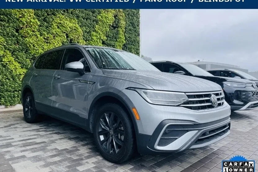 2022 Volkswagen Tiguan SE photo 1