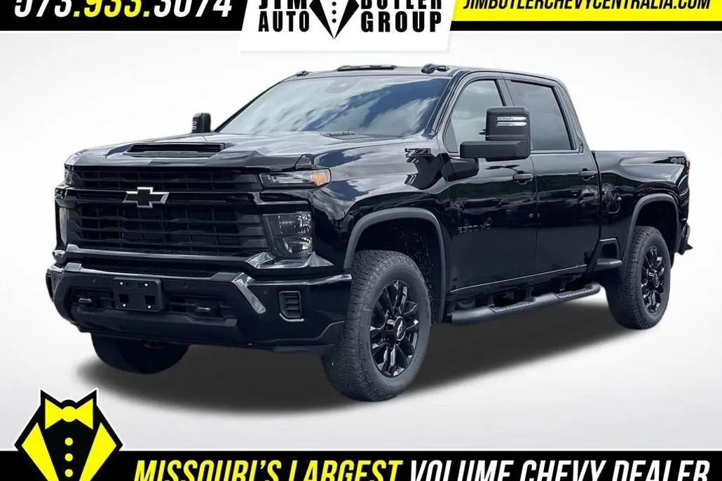 2025 Chevrolet Silverado 2500HD Custom photo 1