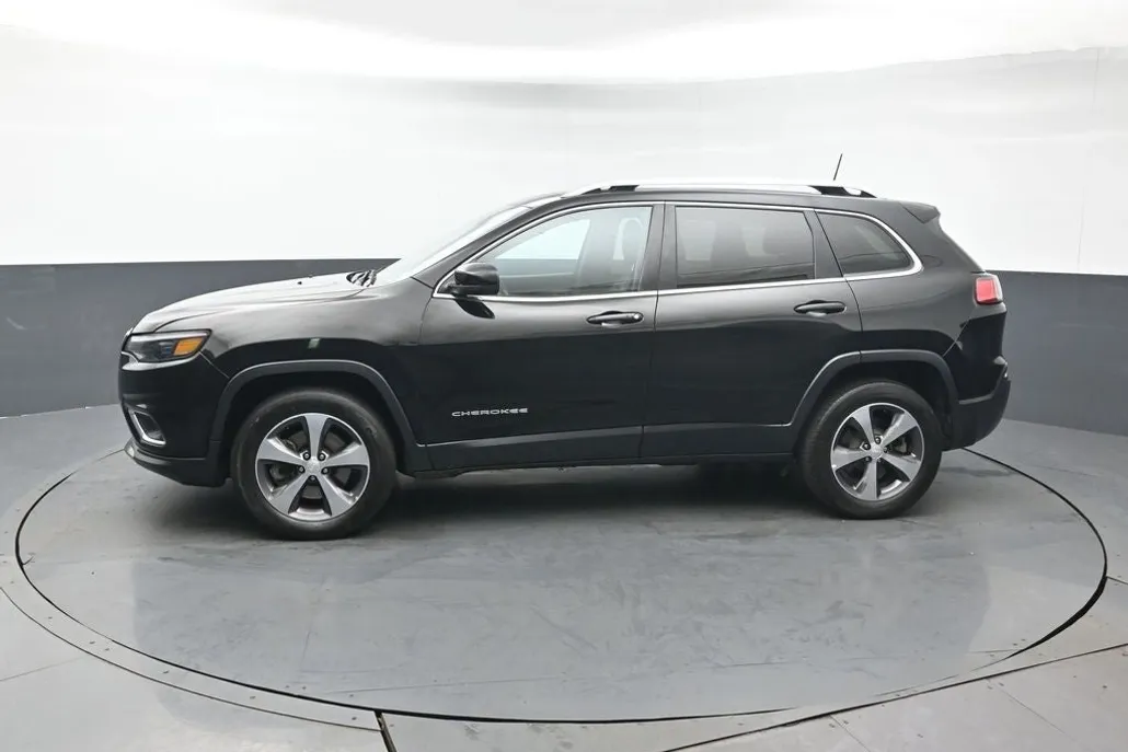 2019 Jeep Cherokee Limited photo 1