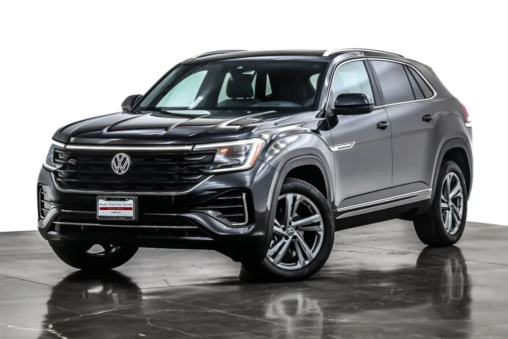 2024 Volkswagen Atlas Cross Sport SEL R-Line photo 1