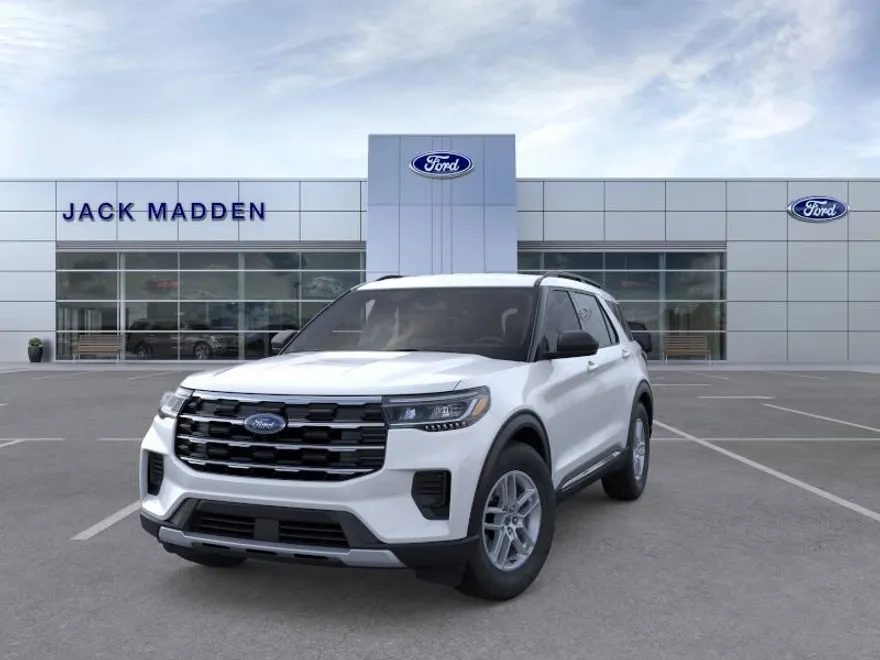 2025 Ford Explorer photo 1