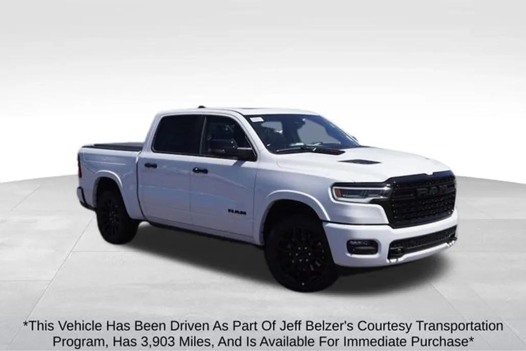 2025 Ram 1500 Limited Night Edition photo 1