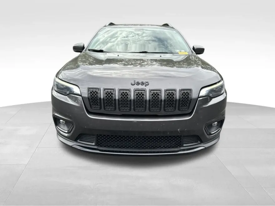 2020 Jeep Cherokee Altitude photo 1