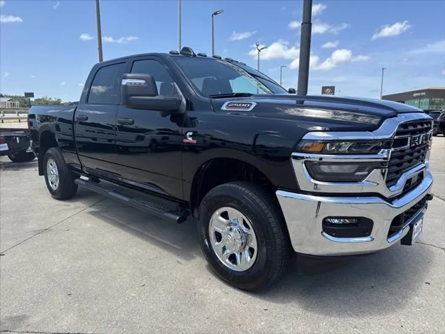 2025 Ram 2500 Tradesman photo 1