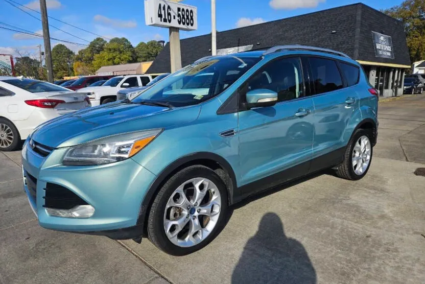 2013 Ford Escape Titanium photo 1