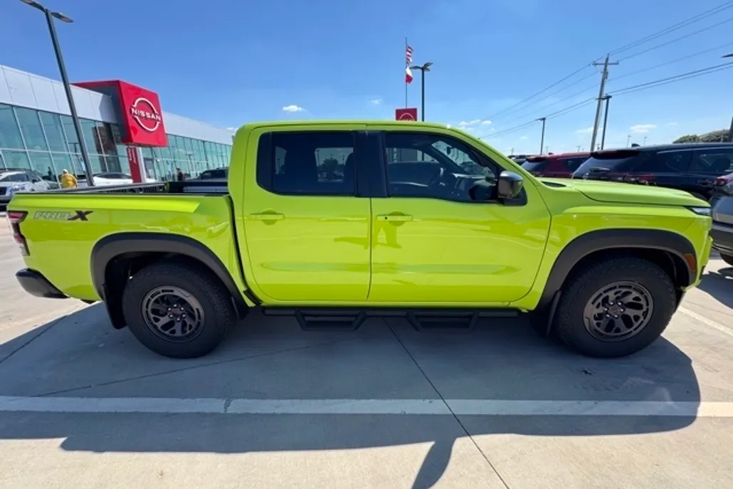 2026 Nissan Frontier PRO-X photo 1