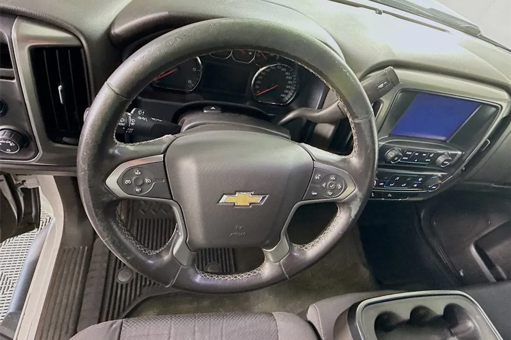 2018 Chevrolet Silverado 1500 LT1 photo 1