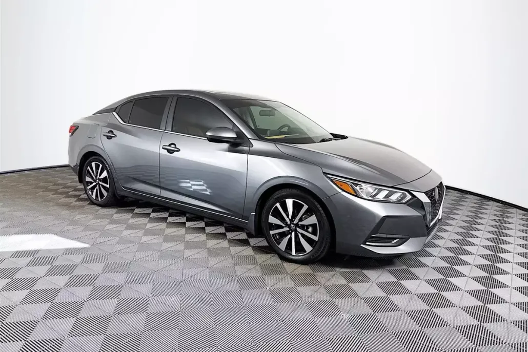 2022 Nissan Sentra SV photo 1