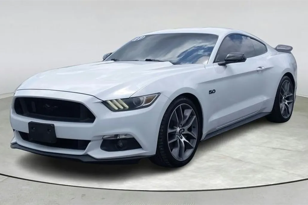 2017 Ford Mustang GT Premium photo 1
